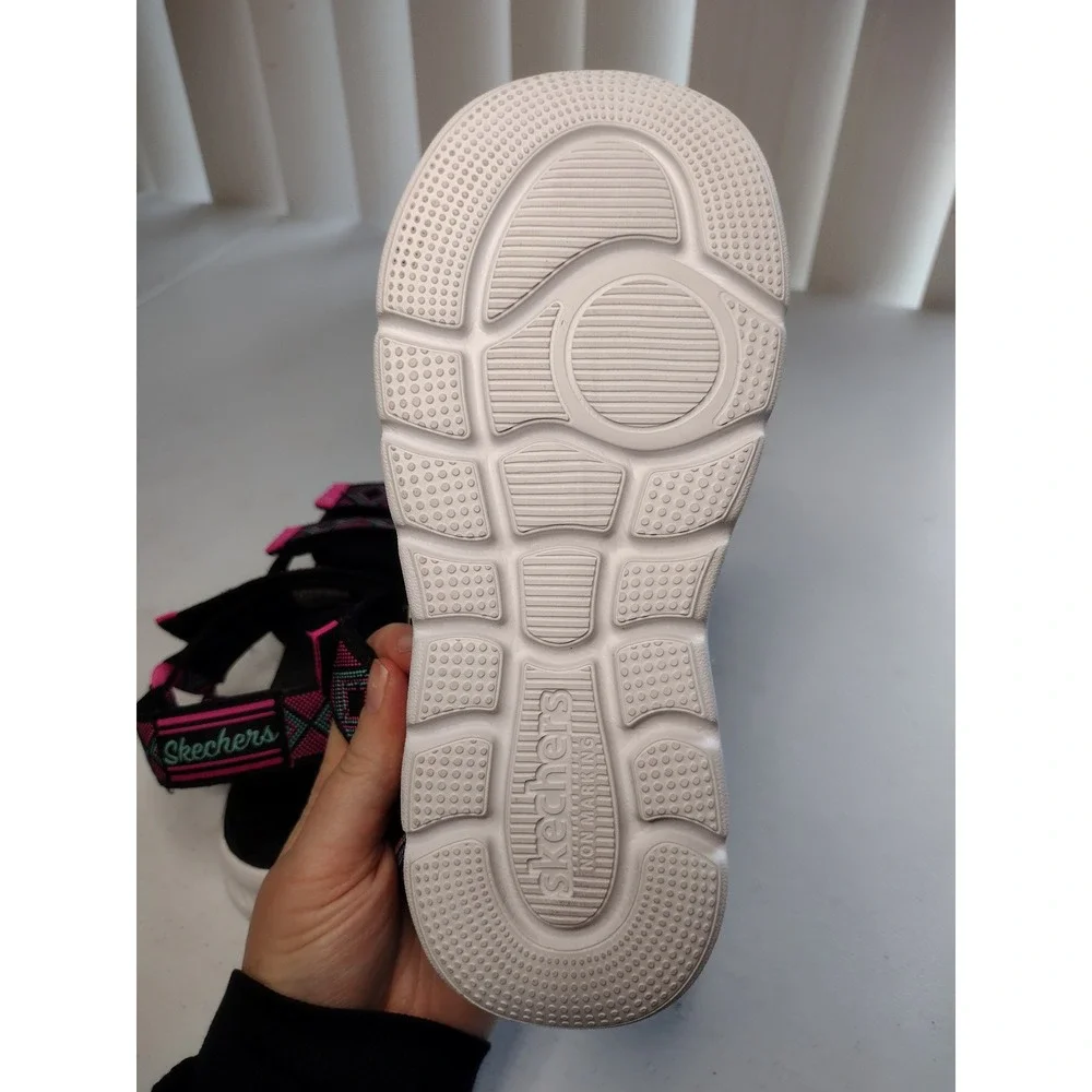 Skechers lightweight kids